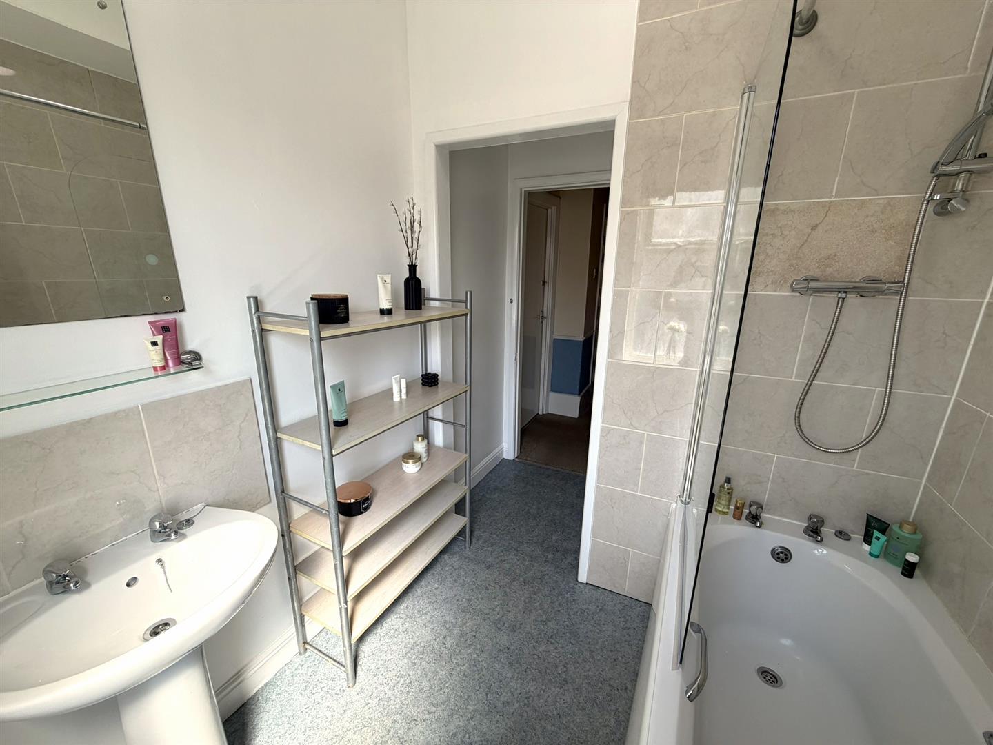 30 Rossington Road,Ecclesall,Sheffield S11 8SA,5 Bedrooms Bedrooms,2 BathroomsBathrooms,Terraced,1090